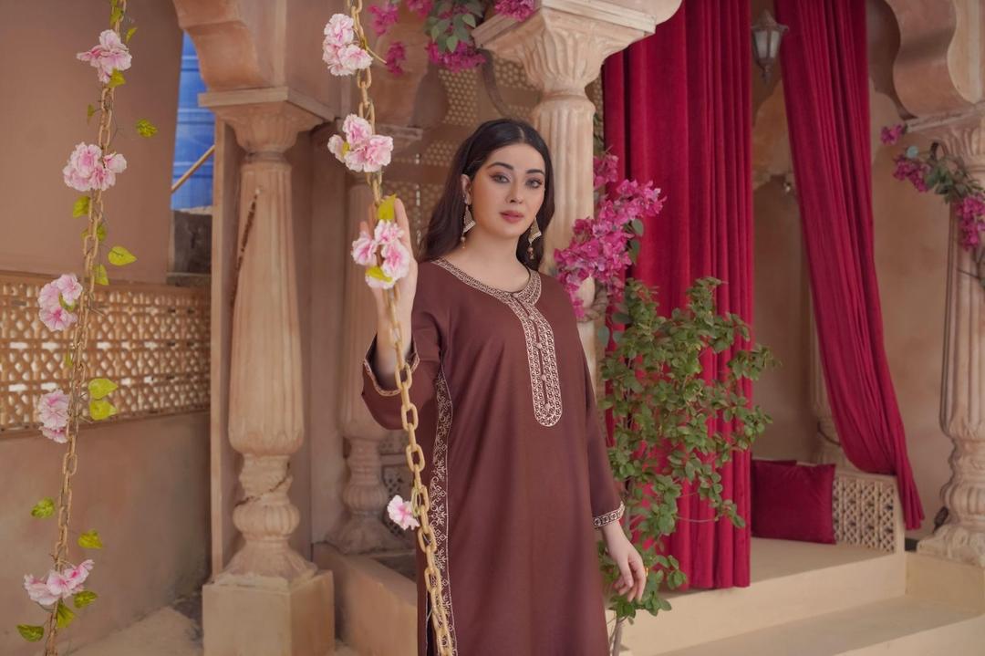 2 Pc Stylish Dhanak Embroidered Women's Stitched Shirt and Trouser Set