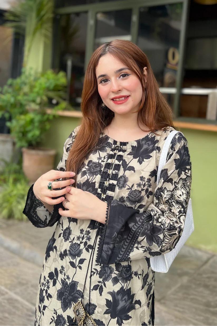 Stylish Printed Khaddar Women's Shirt and Trouser Set - 2 Pcs